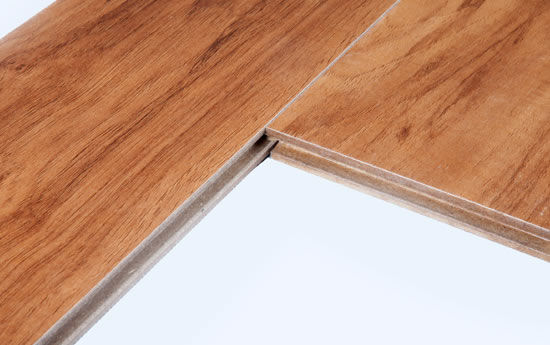 強(qiáng)化地板的質(zhì)量和厚薄的關(guān)聯(lián)